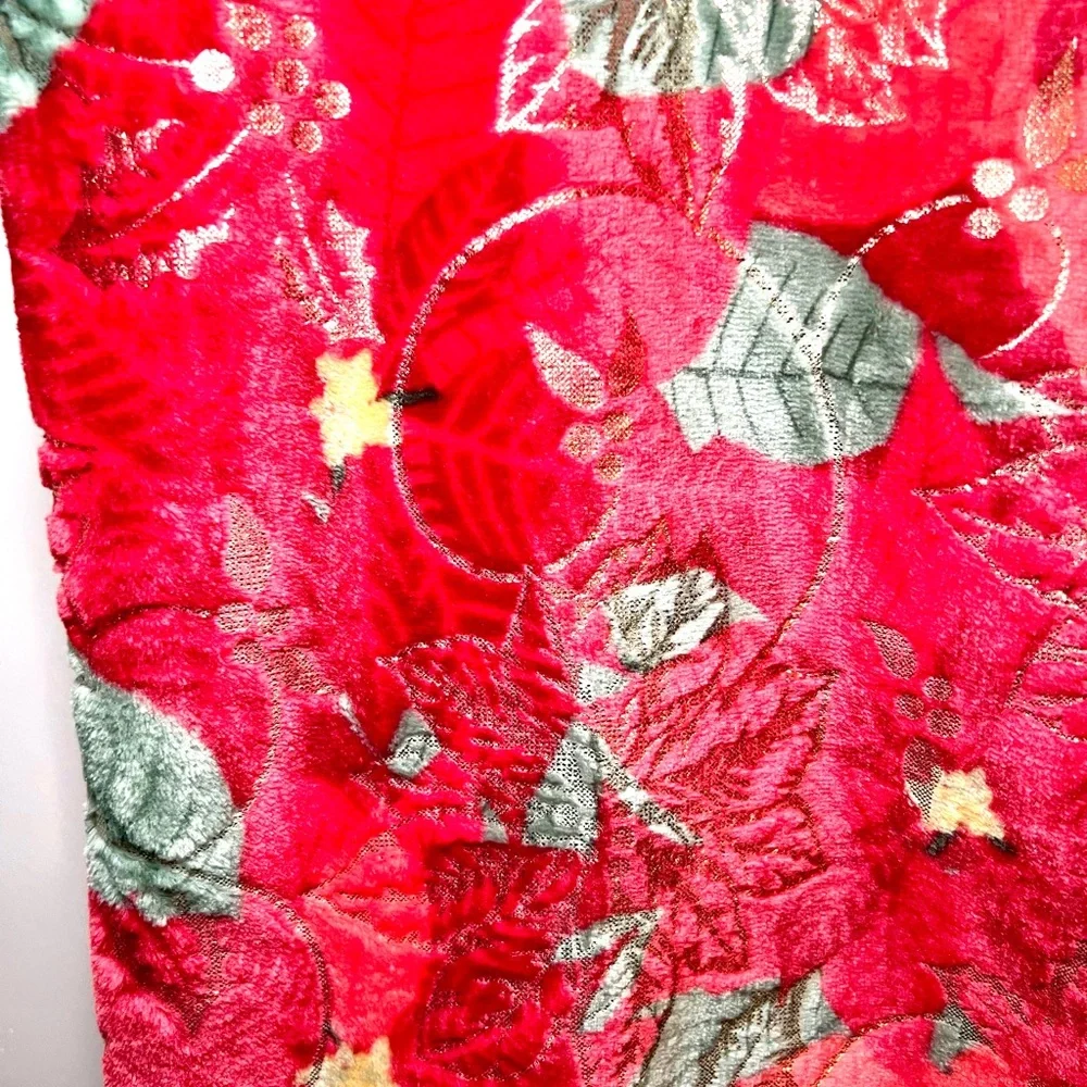 Christmas Red Poinsettia Flowers Plush Throw Blanket Gold Foil Green Leaves